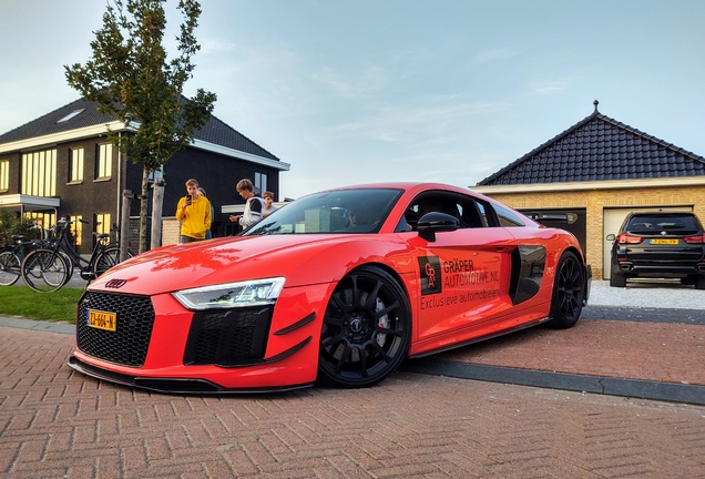 Audi R8 V10 Plus 2015