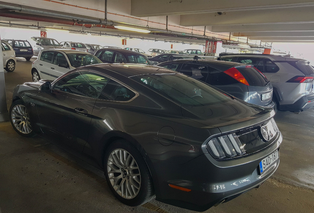 Ford Mustang GT 2015