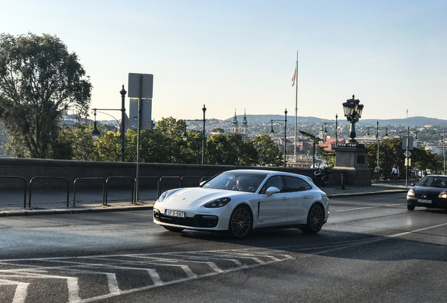 Porsche 971 Panamera GTS Sport Turismo