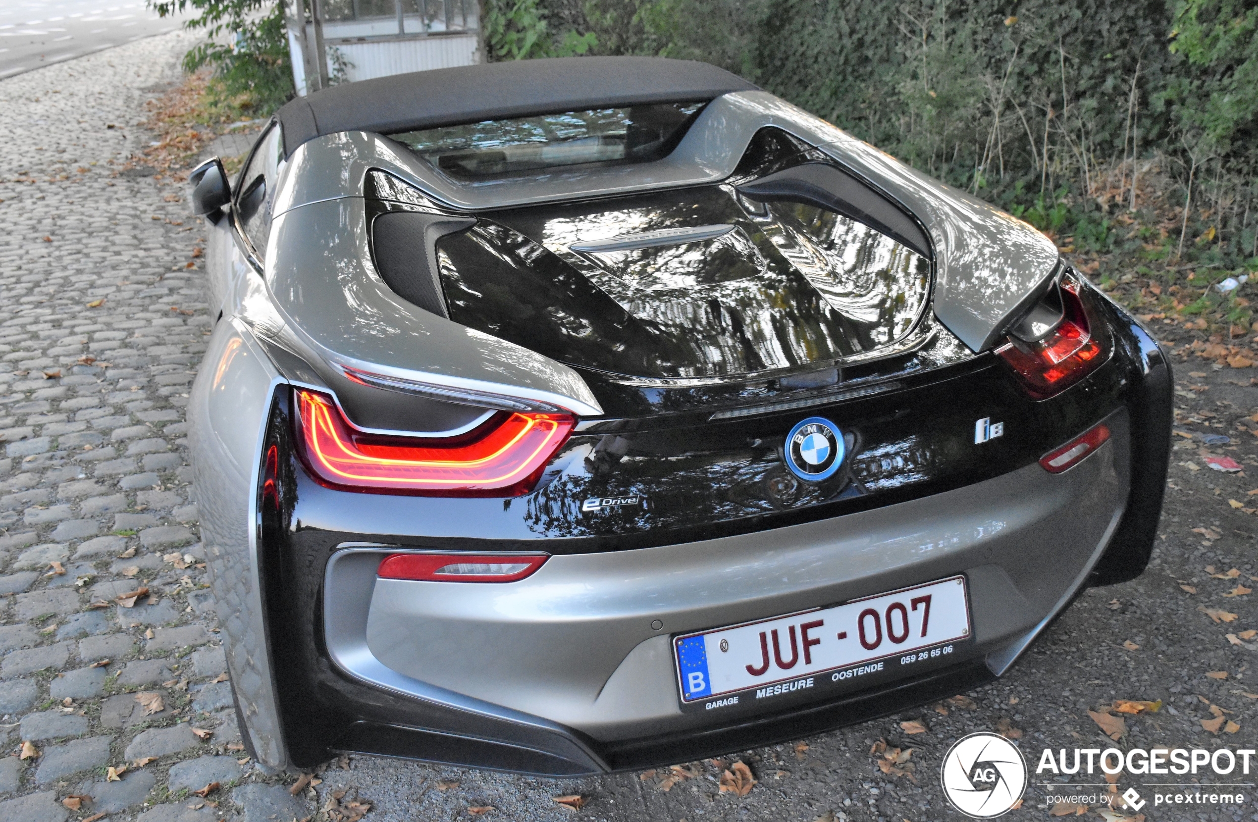 BMW i8 Roadster