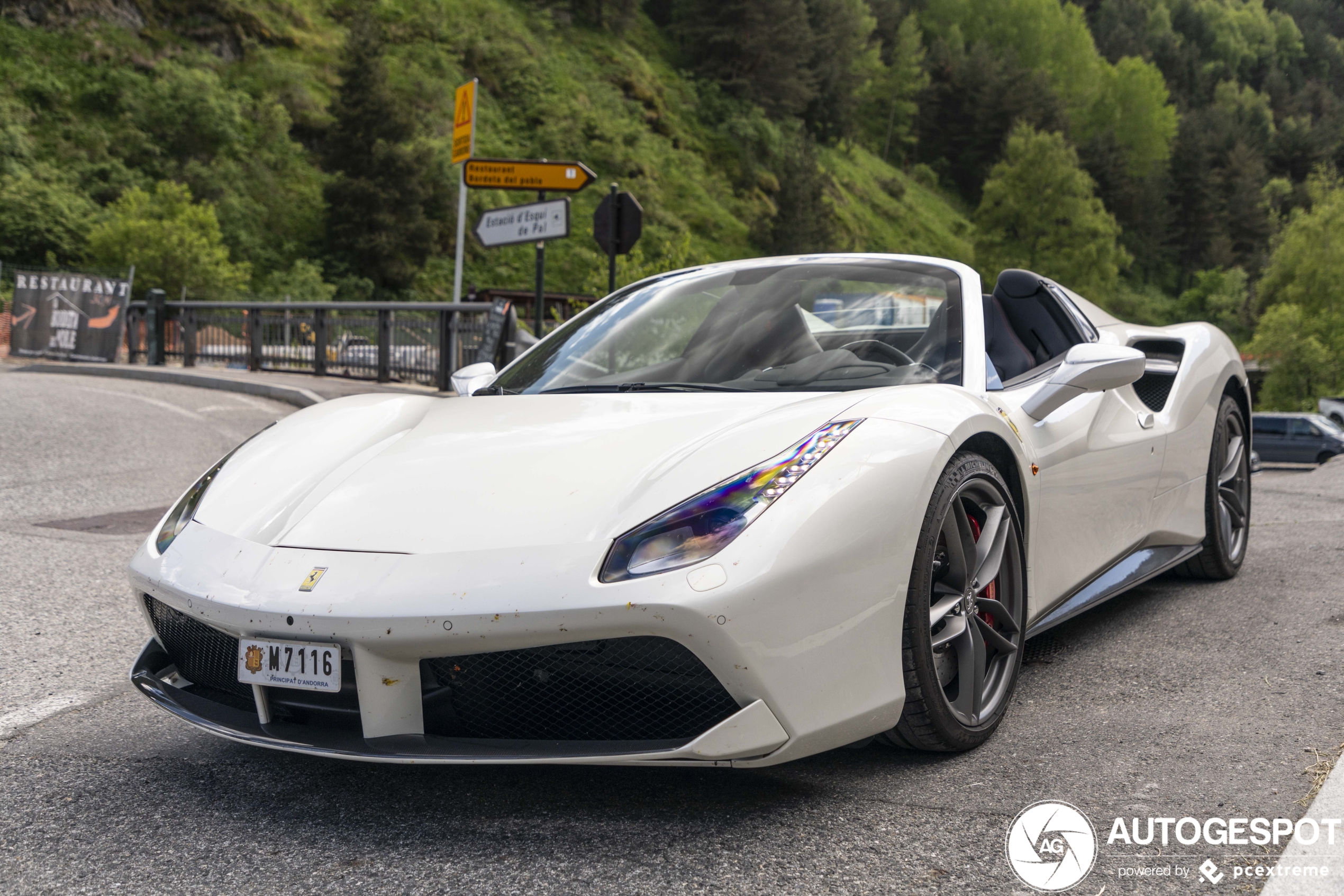 Ferrari 488 Spider