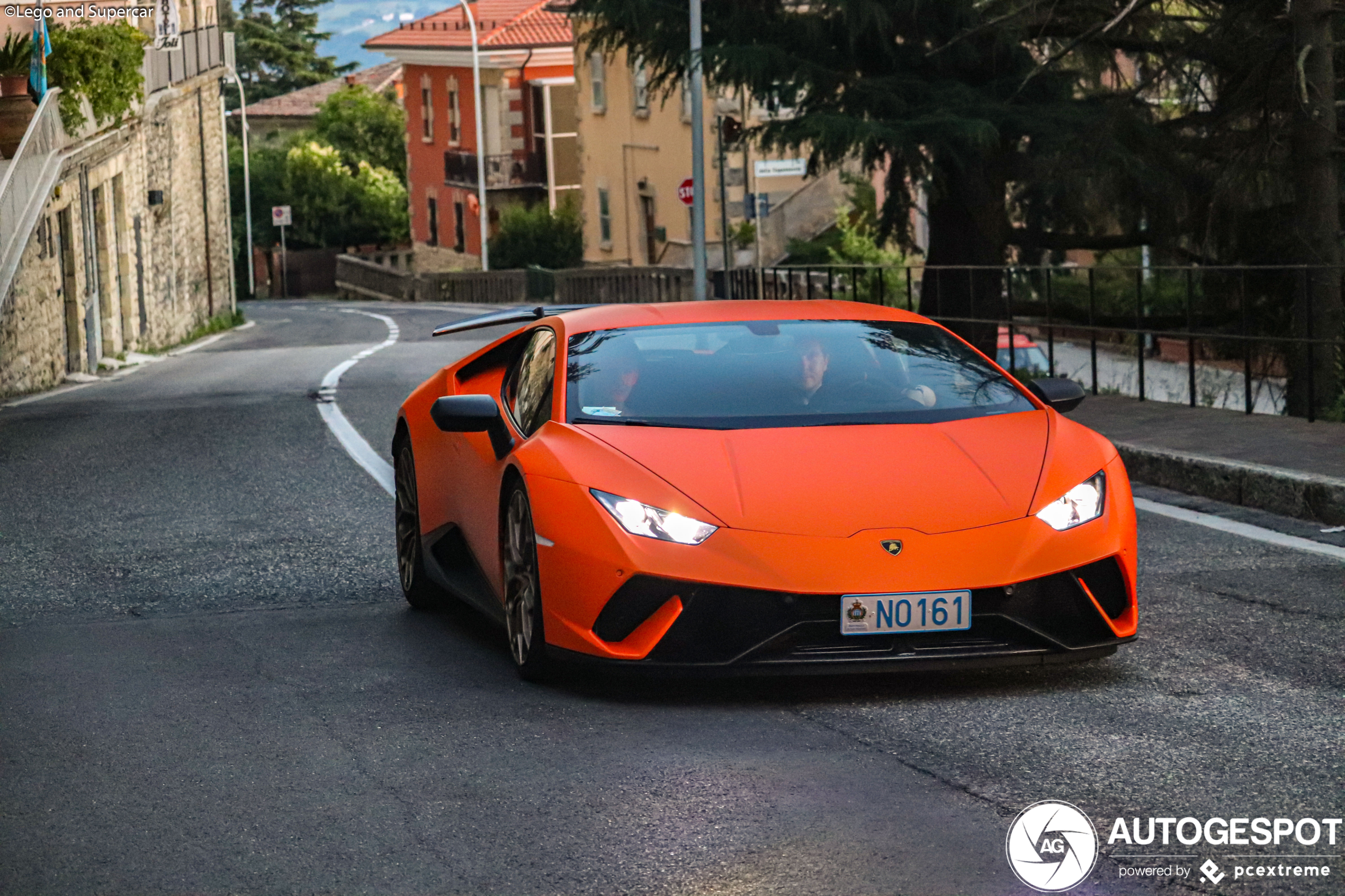 Lamborghini Huracán LP640-4 Performante