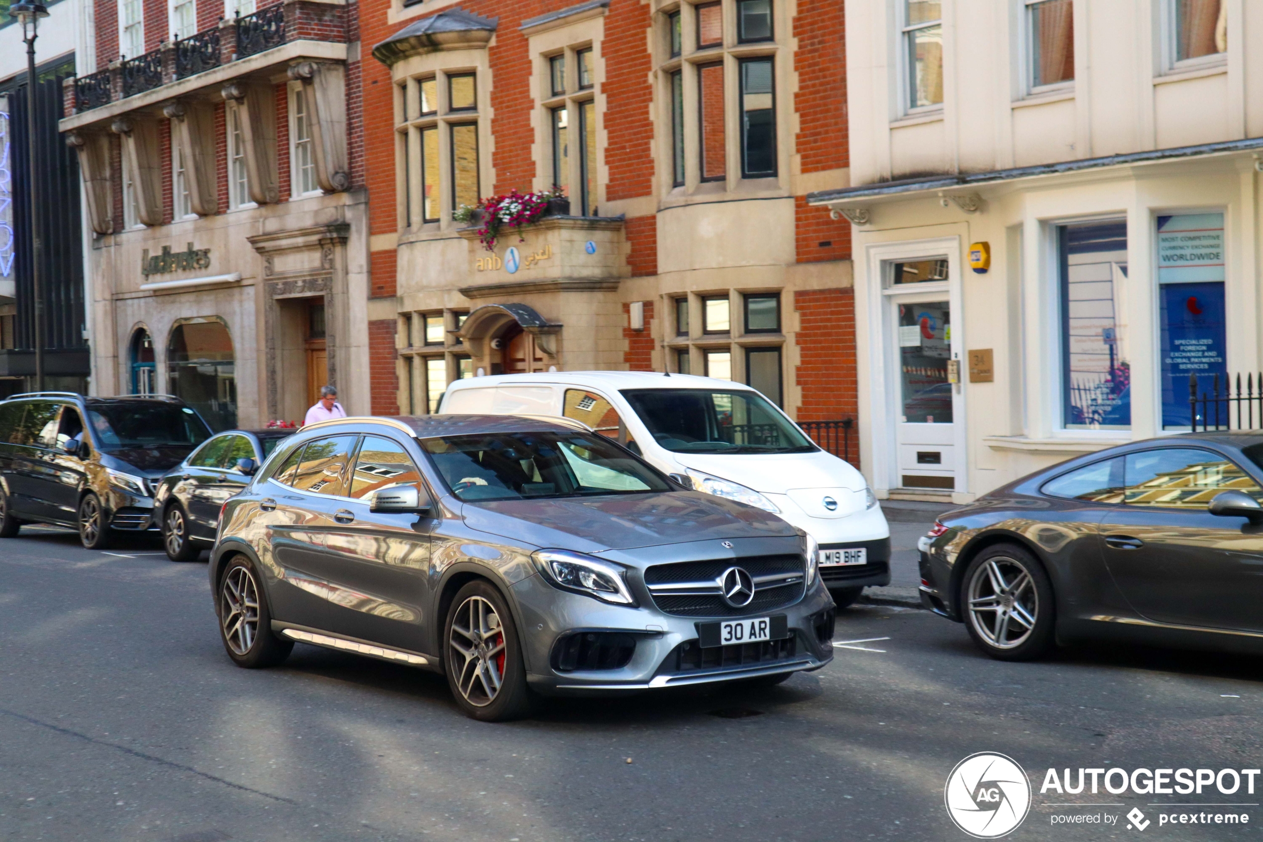 Mercedes-AMG GLA 45 X156 2017