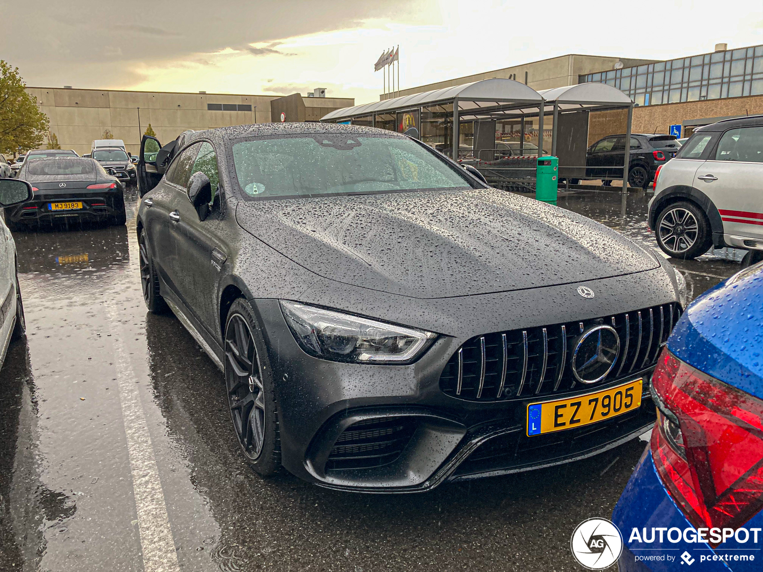 Mercedes-AMG GT 63 S X290