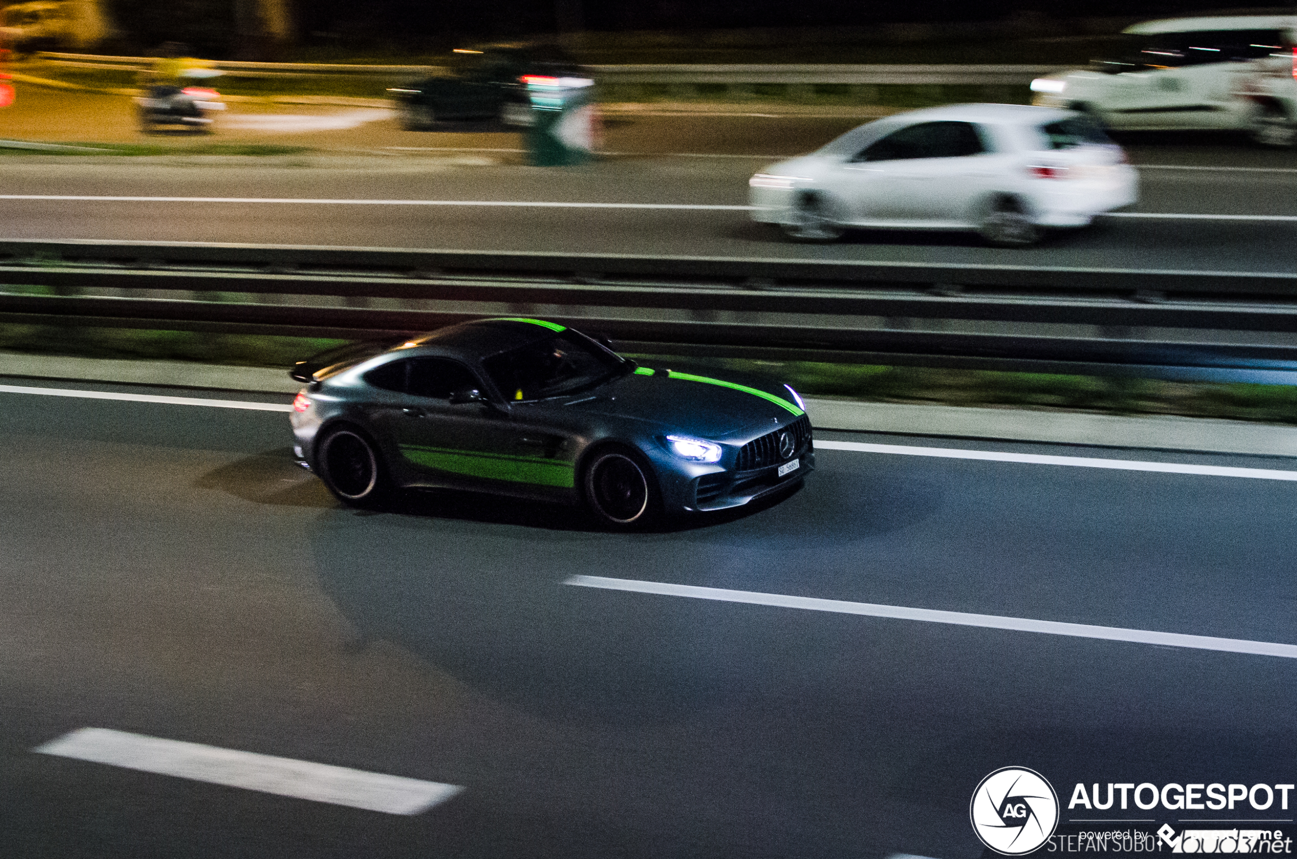 Mercedes-AMG GT R C190