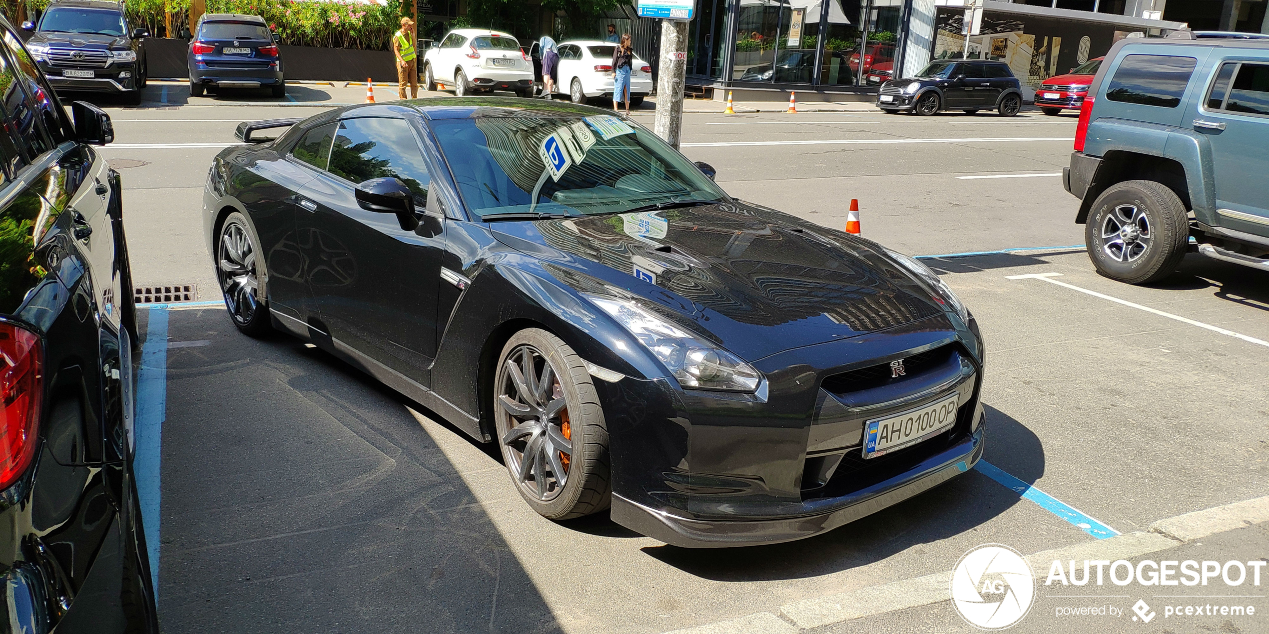 Nissan GT-R