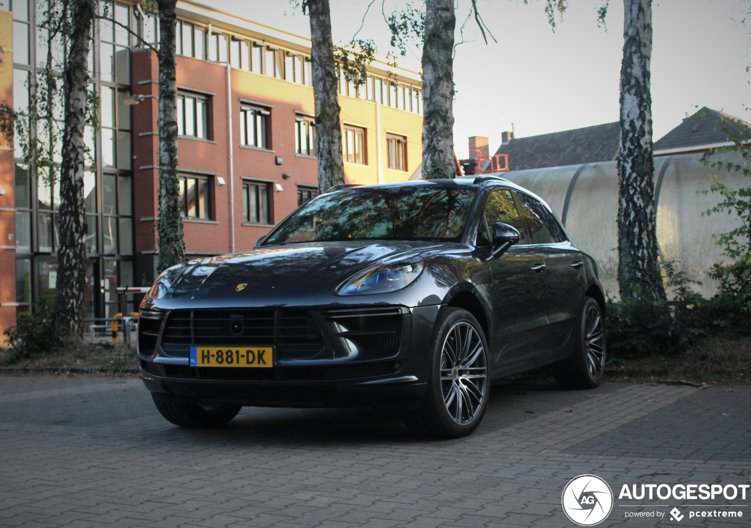 Porsche 95B Macan Turbo MkII