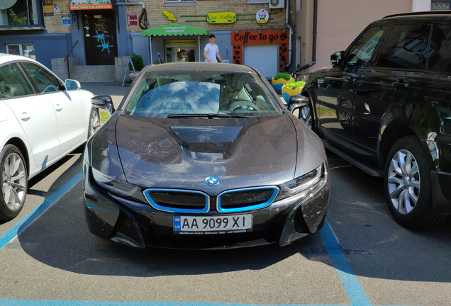 BMW i8