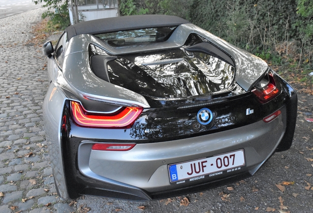 BMW i8 Roadster