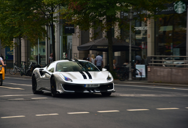 Ferrari 488 Pista