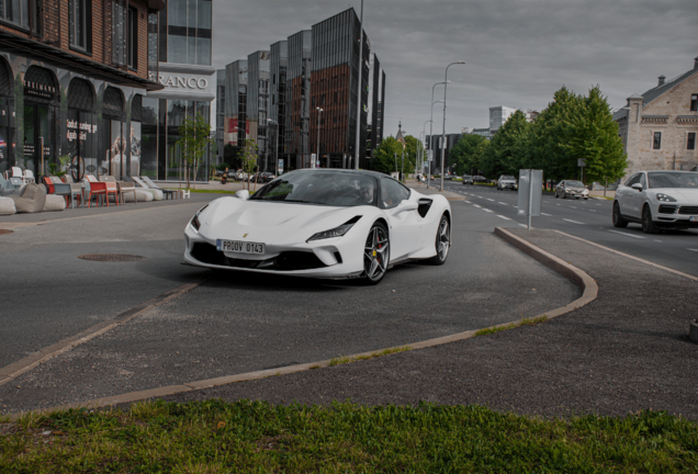 Ferrari F8 Tributo