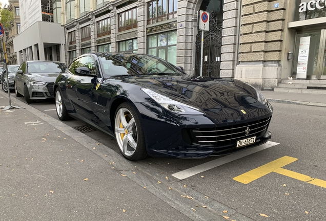 Ferrari GTC4Lusso