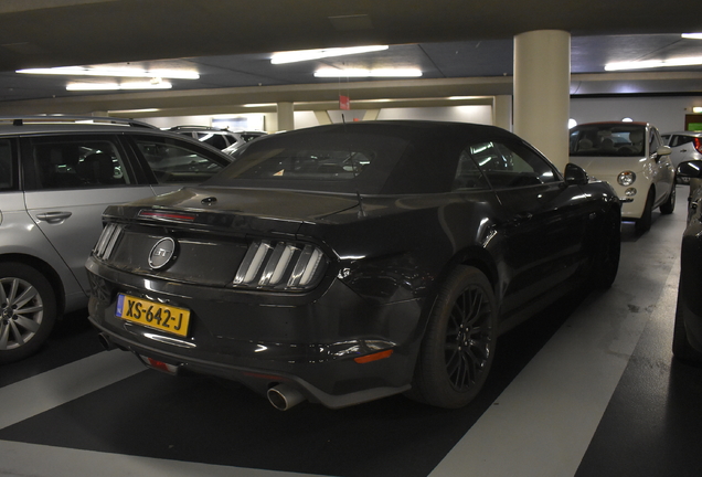 Ford Mustang GT Convertible 2015