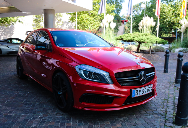 Mercedes-Benz A 45 AMG