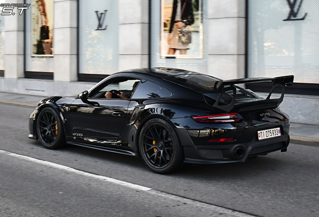 Porsche 991 GT2 RS Weissach Package