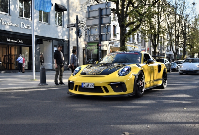 Porsche Manthey Racing 991 GT3 RS MkII MR