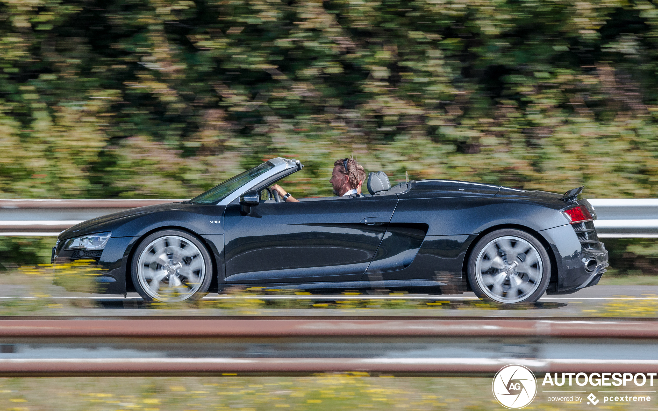 Audi R8 V10 Spyder