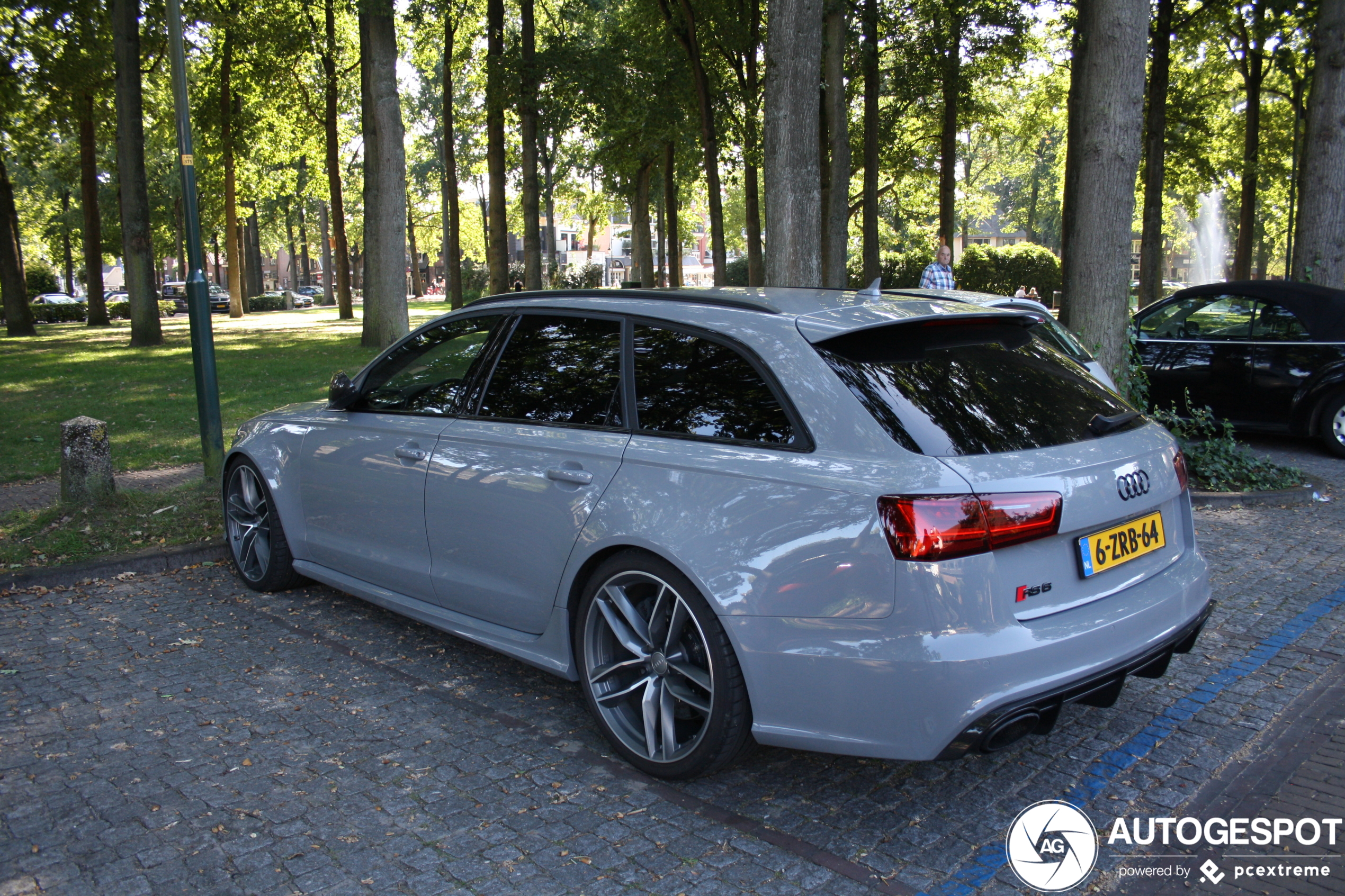 Audi RS6 Avant C7