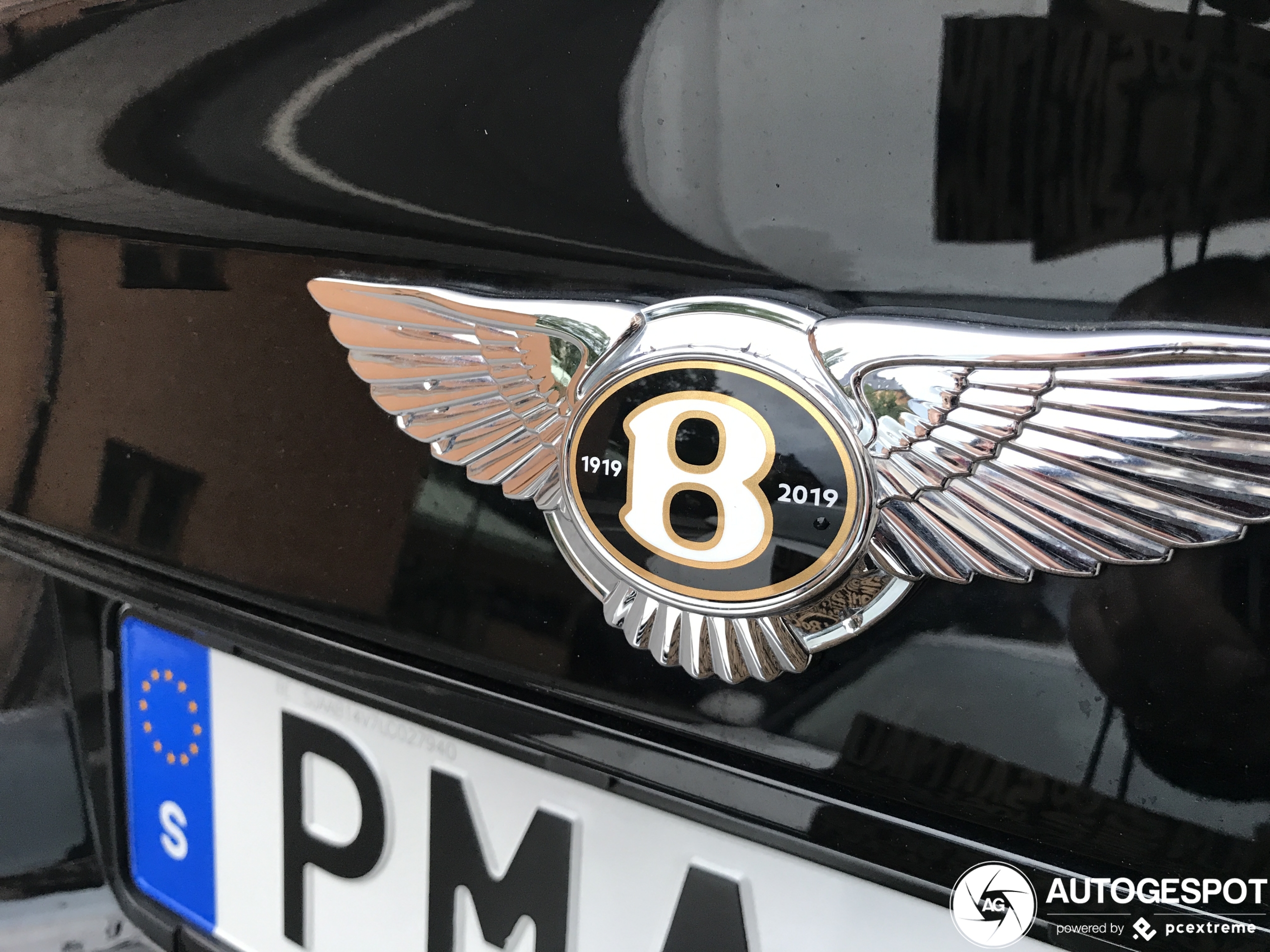 Bentley Bentayga V8