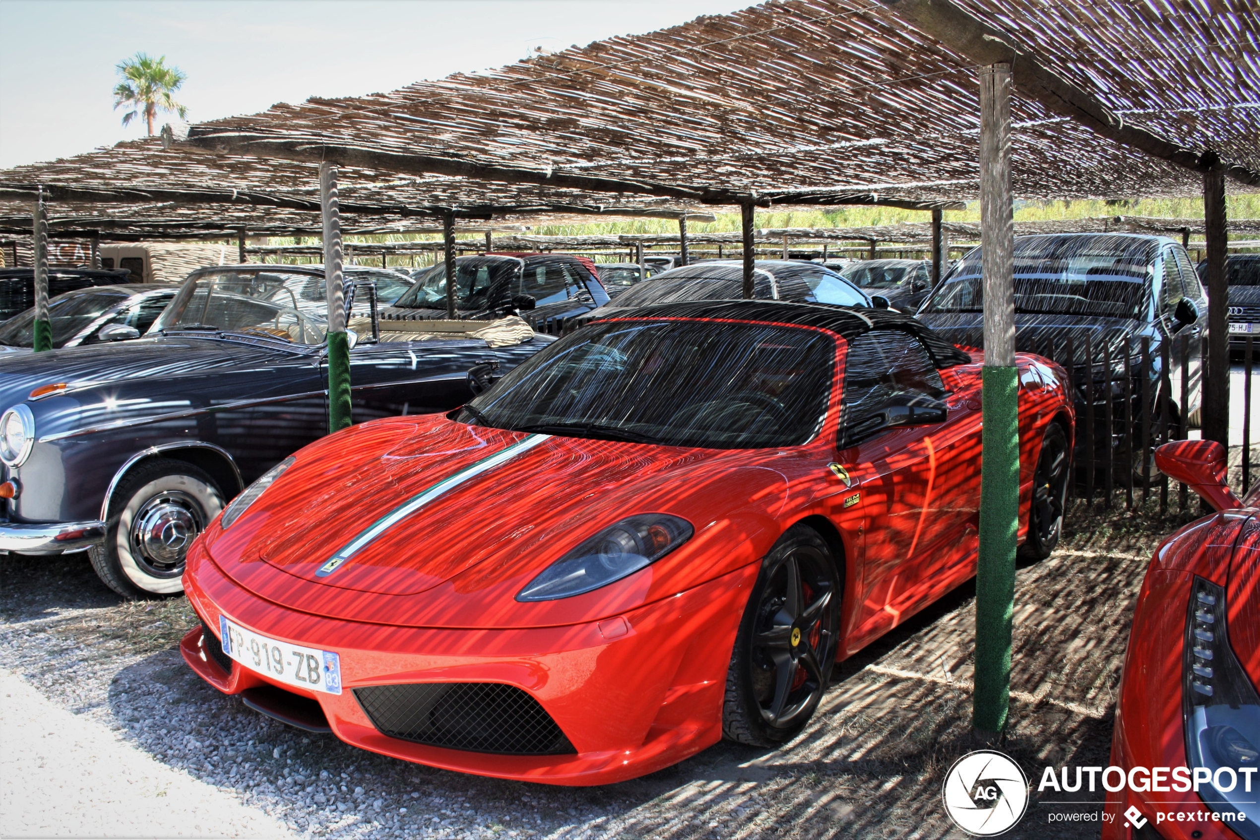 Ferrari Scuderia Spider 16M