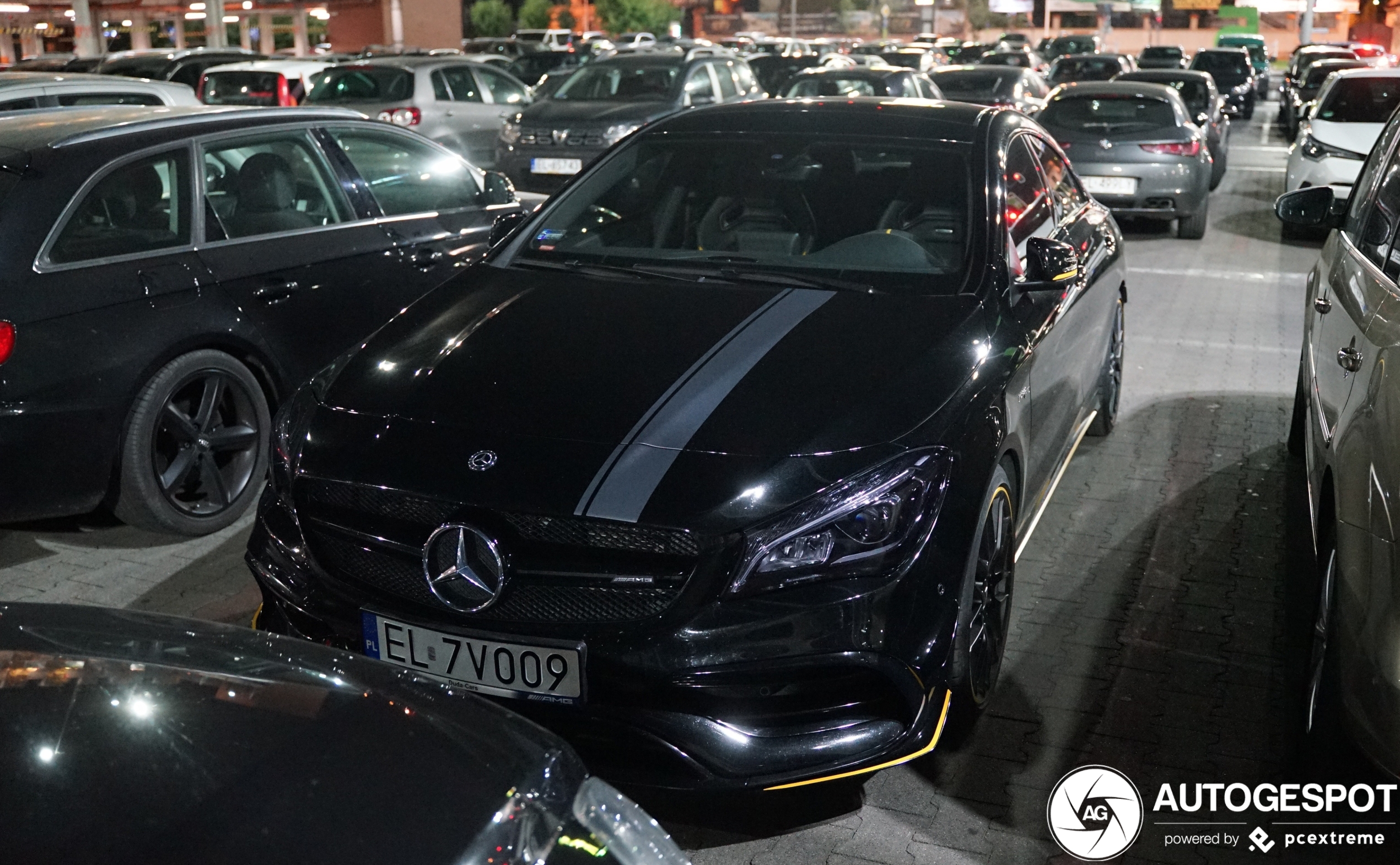 Mercedes-AMG CLA 45 C117 Yellow Night Edition