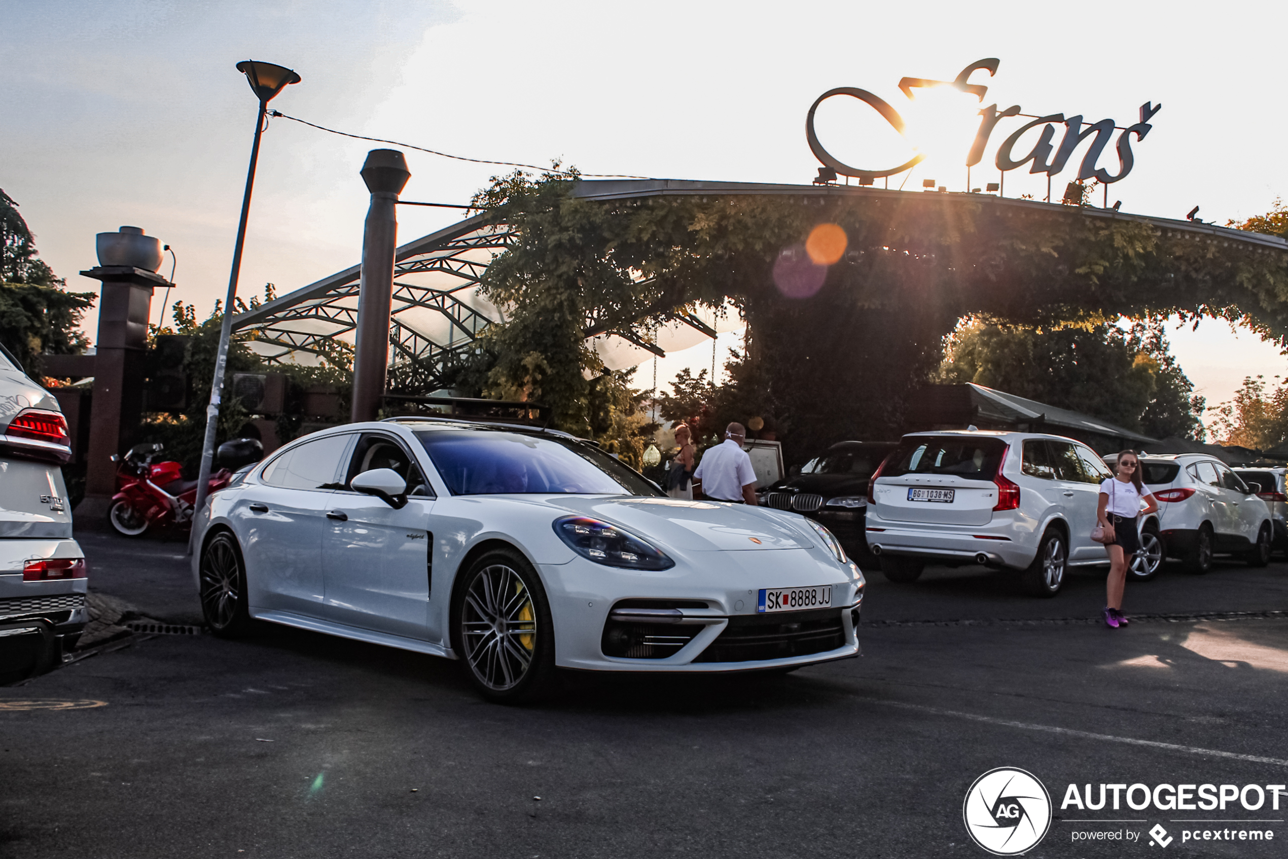 Porsche 971 Panamera Turbo S E-Hybrid Executive