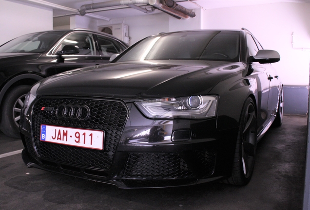 Audi RS4 Avant B8