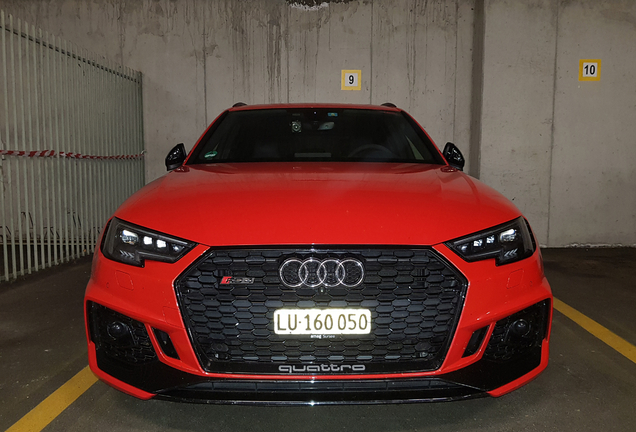 Audi RS4 Avant B9