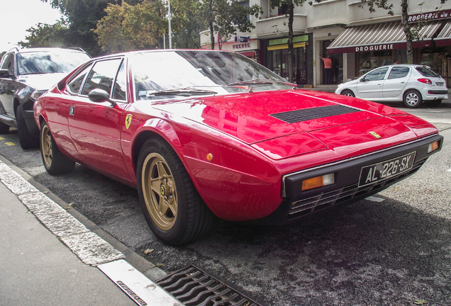 Ferrari Dino 308 GT4