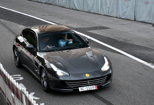 Ferrari GTC4Lusso T