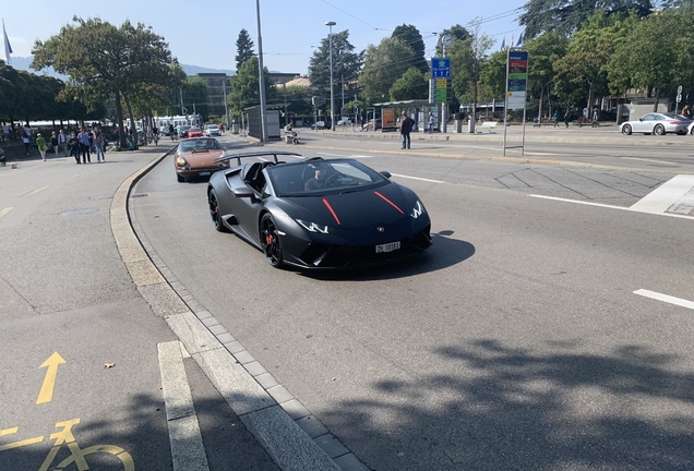 Lamborghini Huracán LP640-4 Performante Spyder