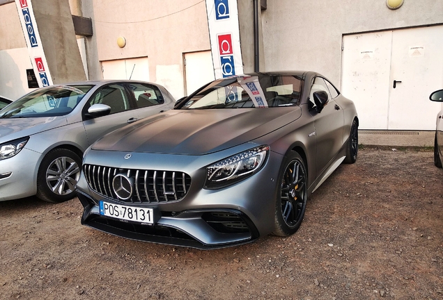 Mercedes-AMG S 63 Coupé C217 2018 Yellow Night Edition