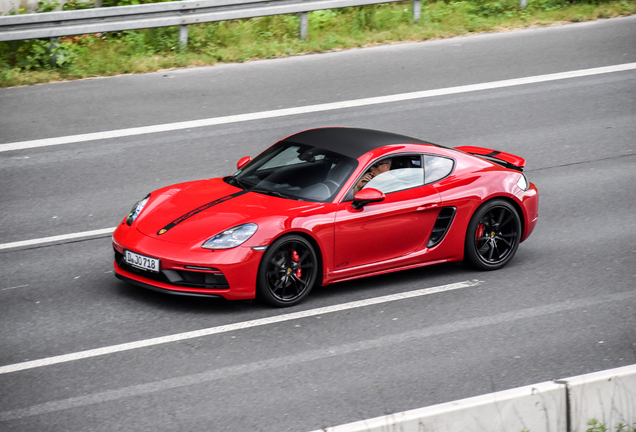 Porsche 718 Cayman GTS