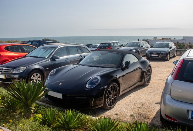 Porsche 992 Carrera 4S Cabriolet