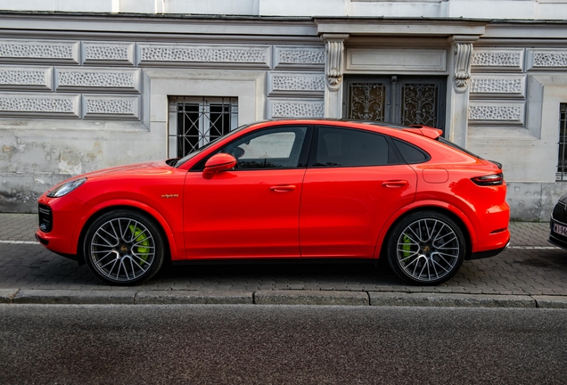 Porsche Cayenne Coupé Turbo S E-Hybrid