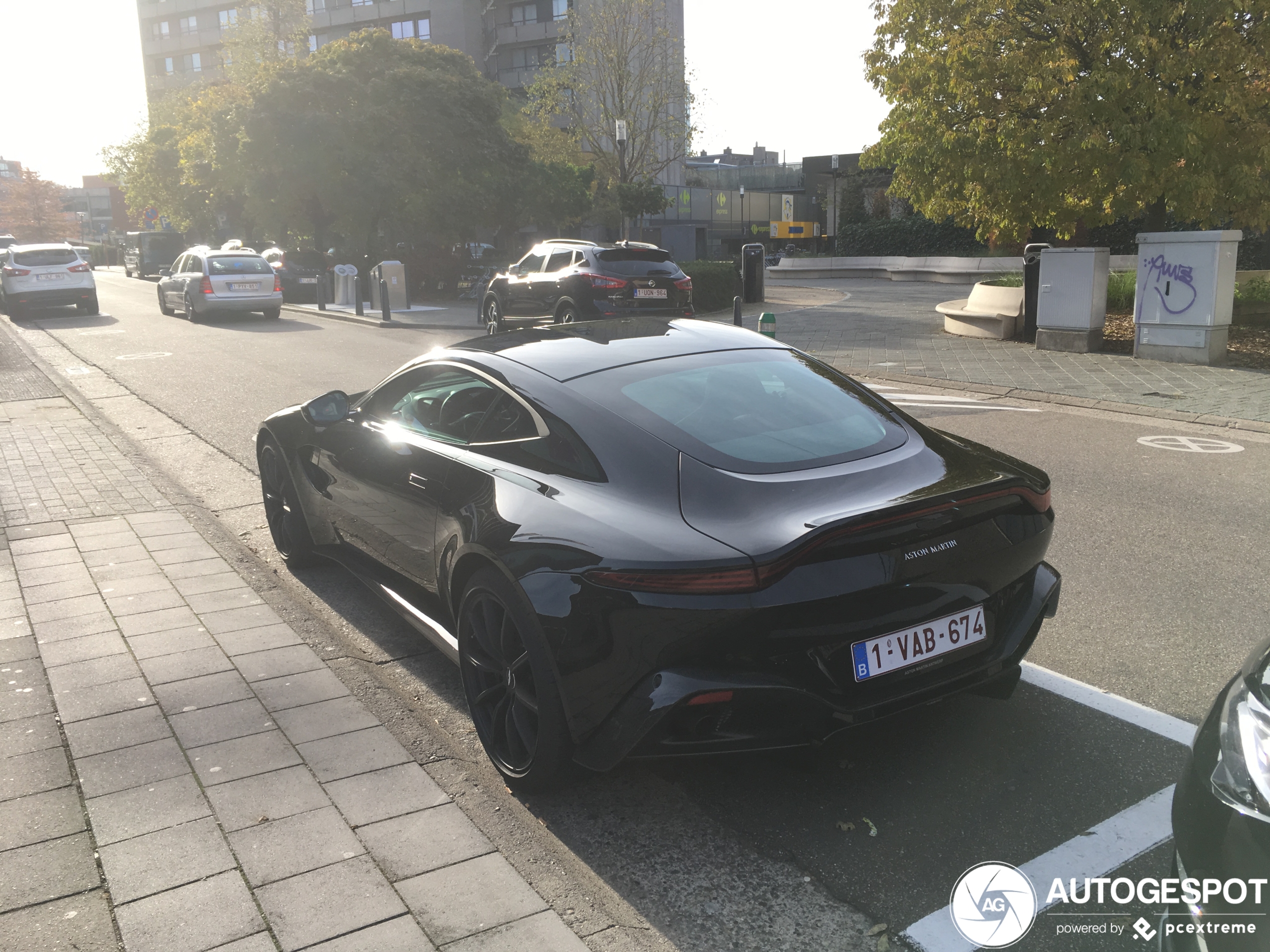 Aston Martin V8 Vantage 2018