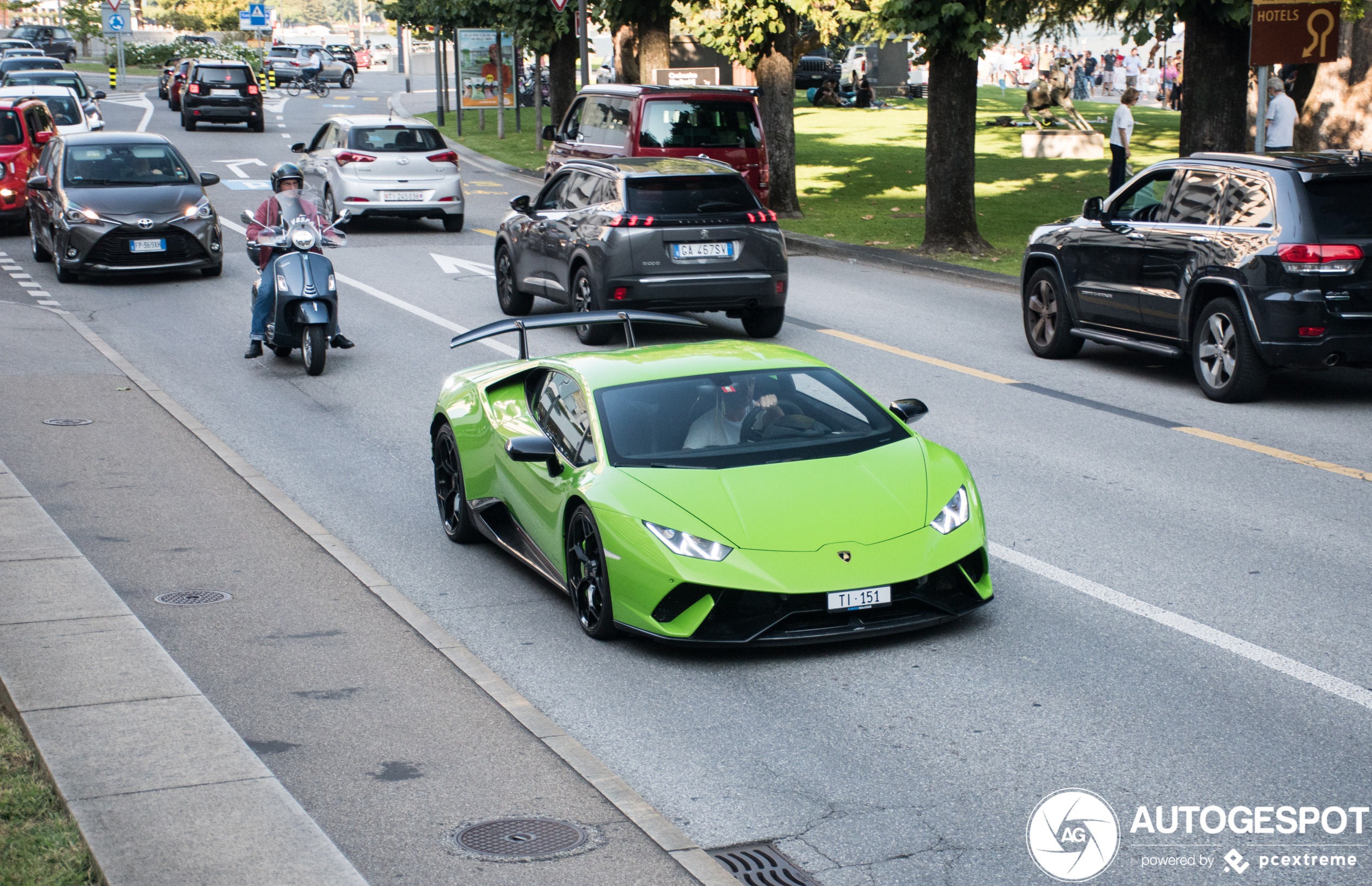 Lamborghini Huracán LP640-4 Performante