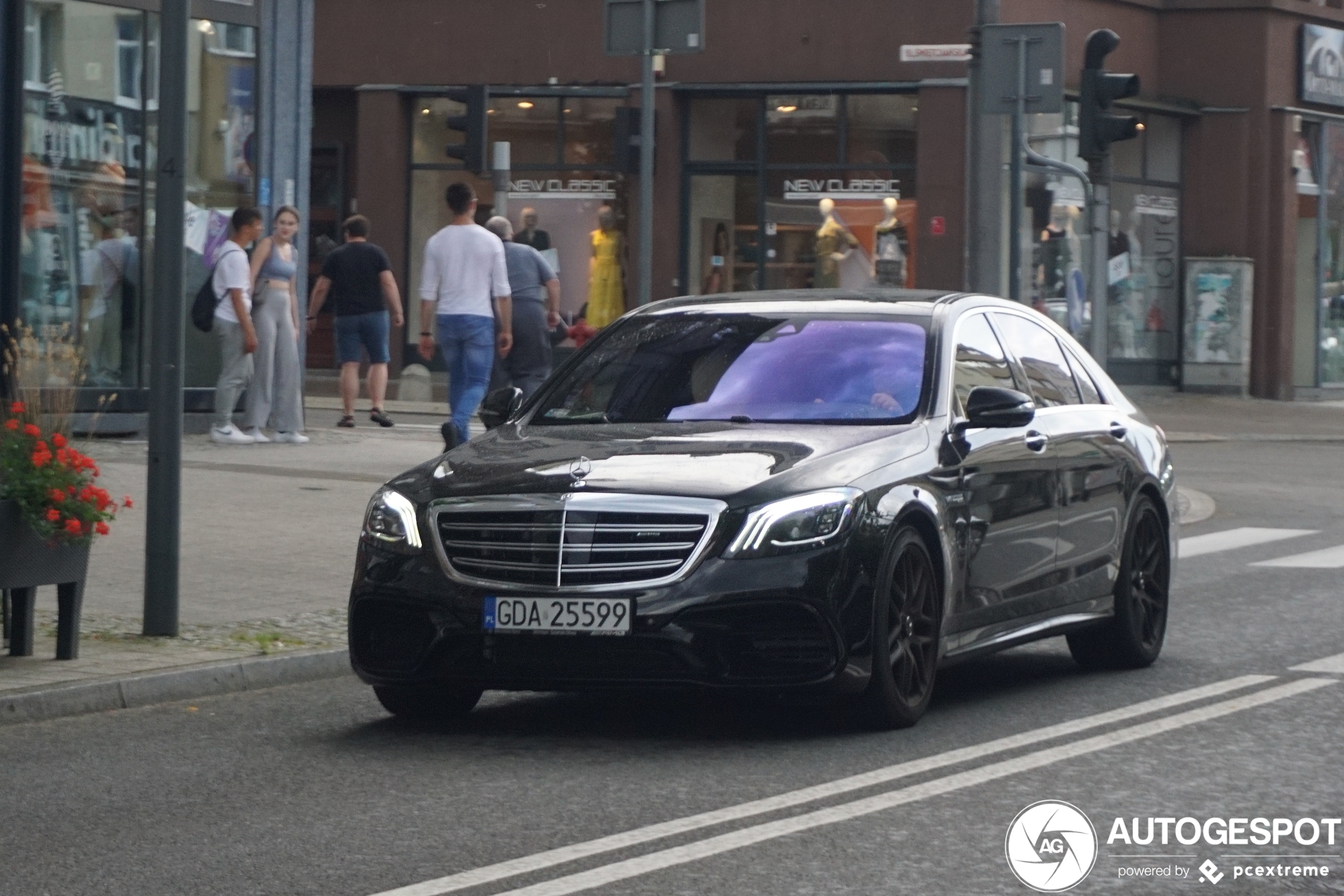 Mercedes-AMG S 63 V222 2017