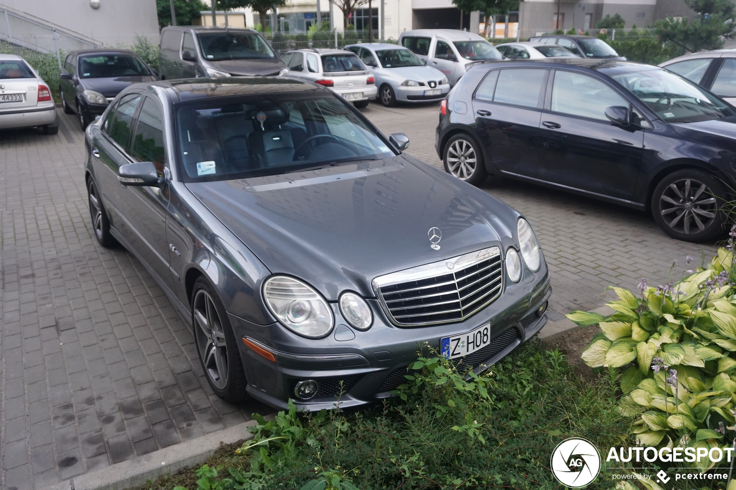 Mercedes-Benz E 63 AMG