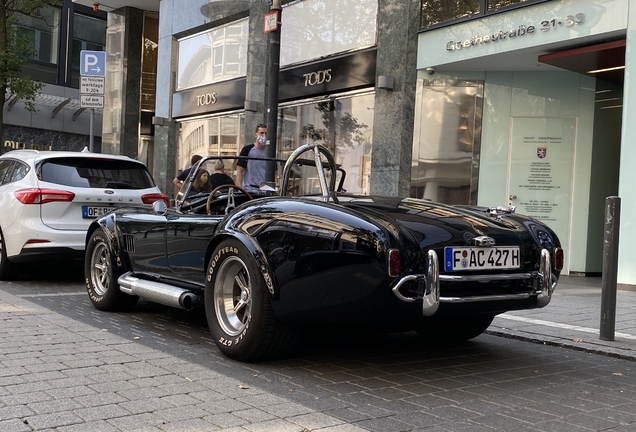 AC Cobra 427