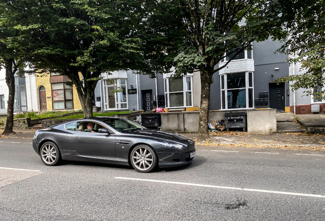 Aston Martin DB9