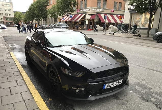 Ford Mustang GT 2015