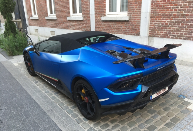 Lamborghini Huracán LP640-4 Performante Spyder