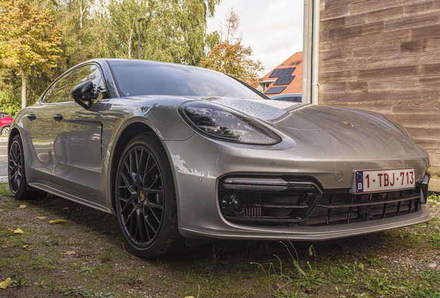 Porsche 971 Panamera Turbo S E-Hybrid