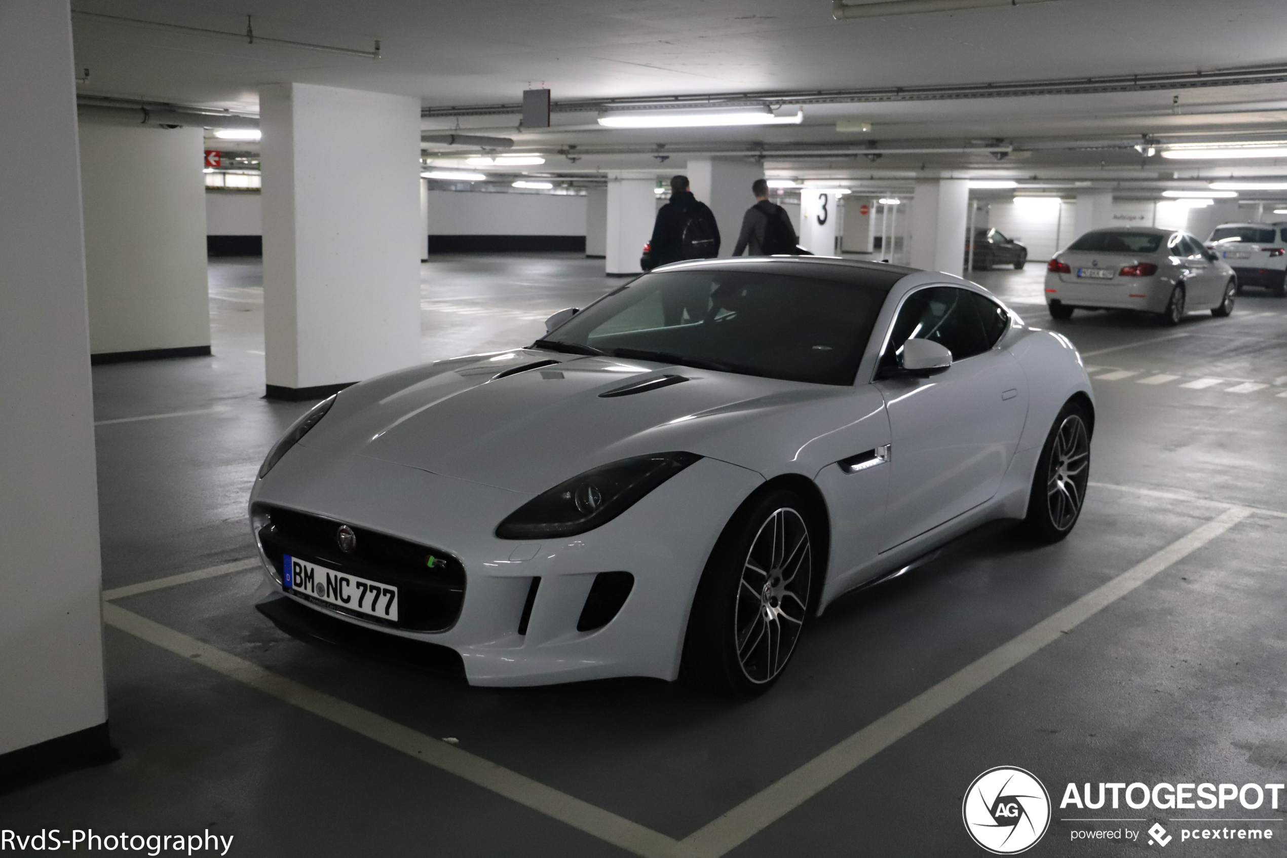 Jaguar F-TYPE R Coupé