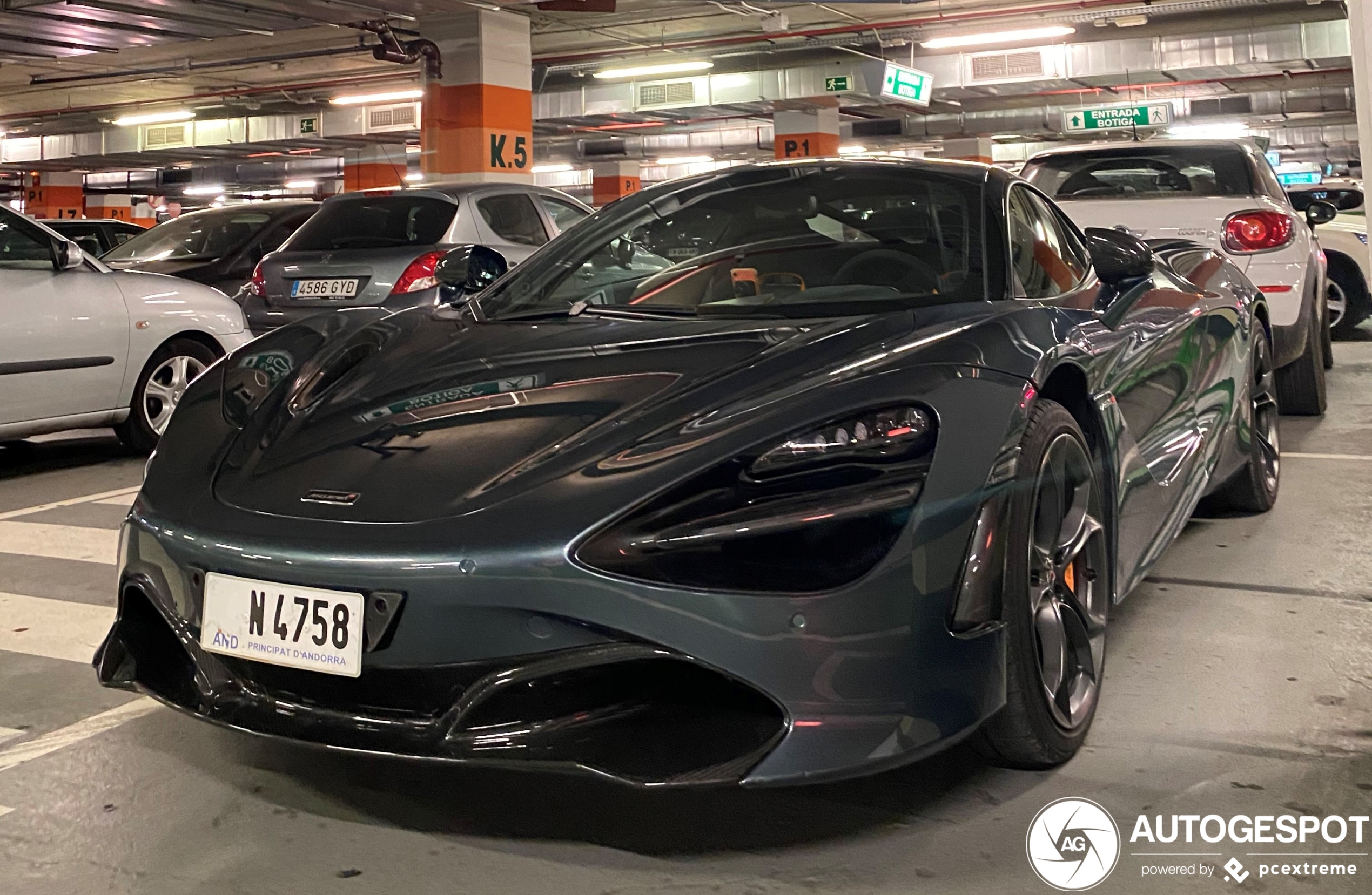 McLaren 720S