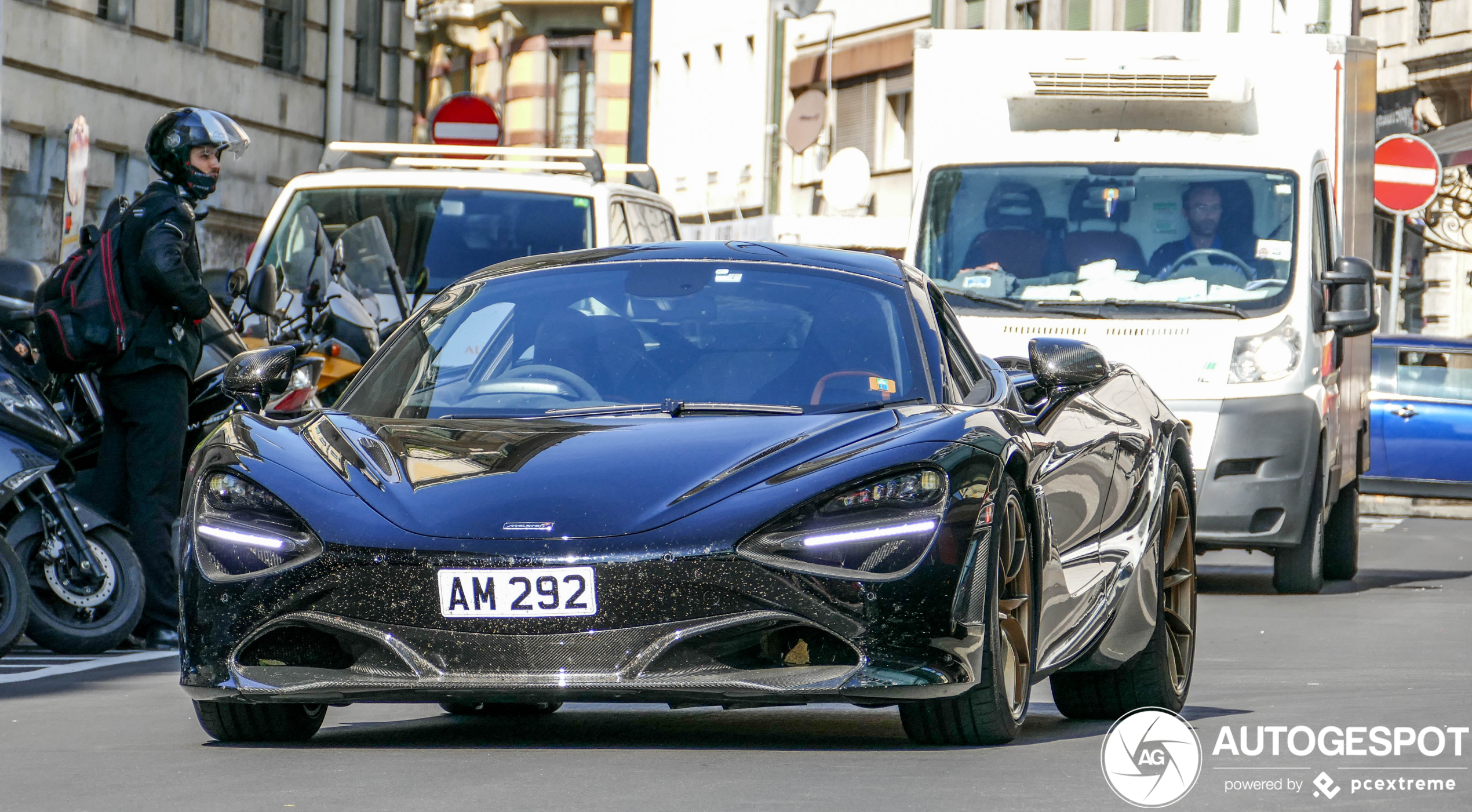 McLaren 720S