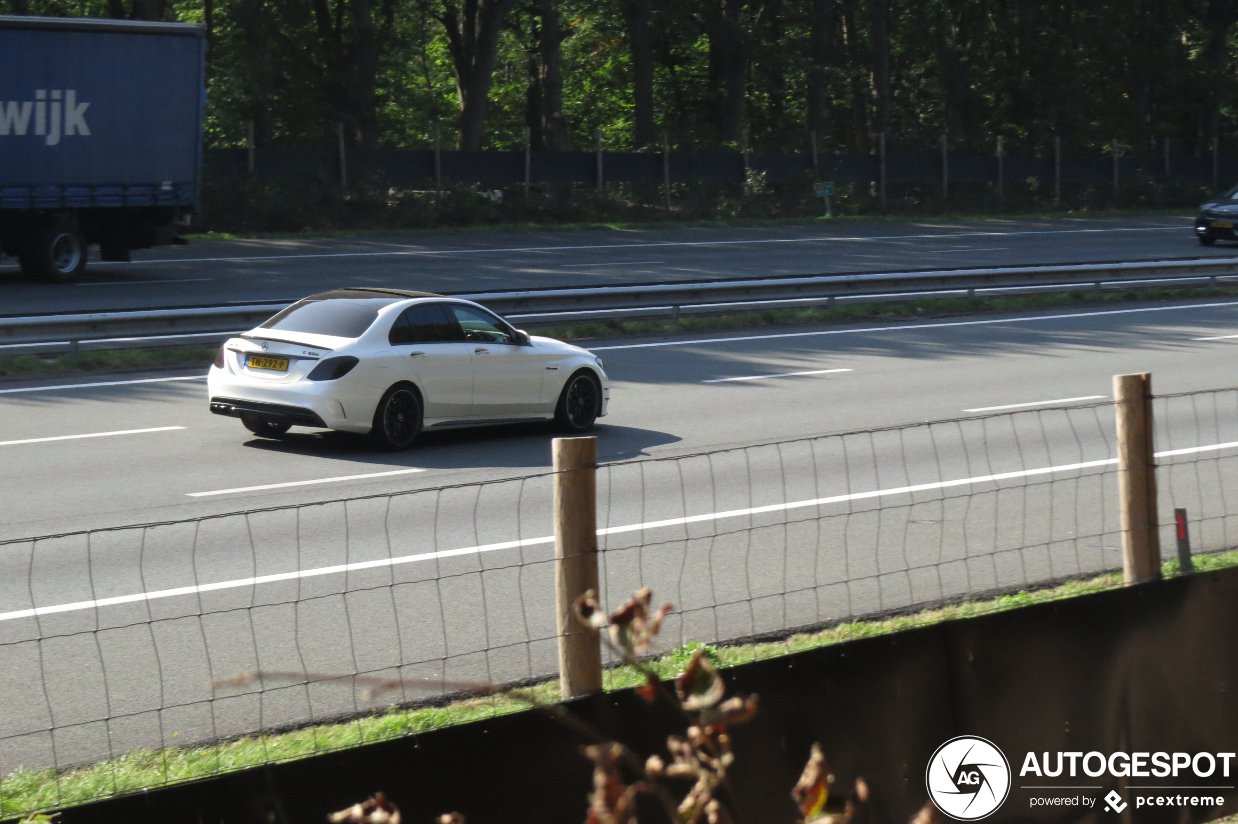 Mercedes-AMG C 63 S W205