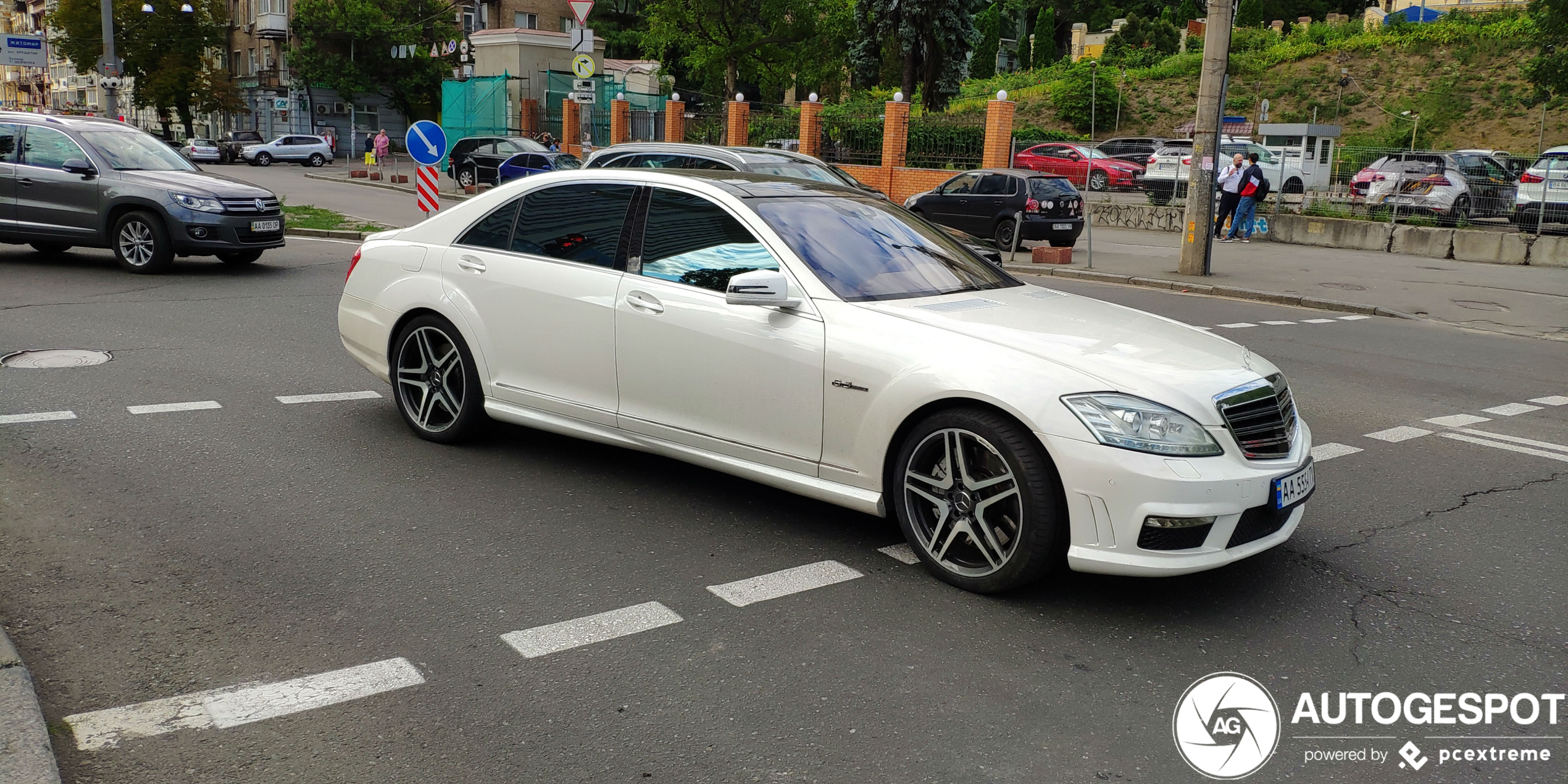 Mercedes-Benz S 63 AMG W221 2011