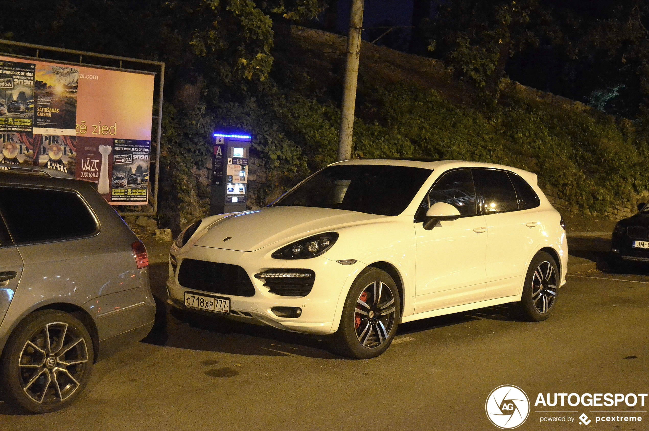 Porsche 958 Cayenne GTS